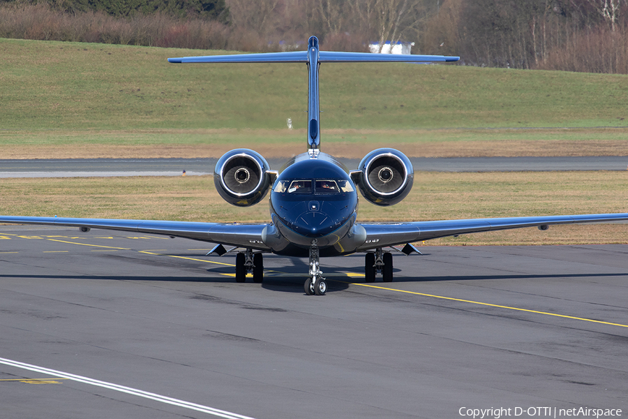 (Private) Bombardier BD-700-1A10 Global Express XRS (N13JS) | Photo 293772