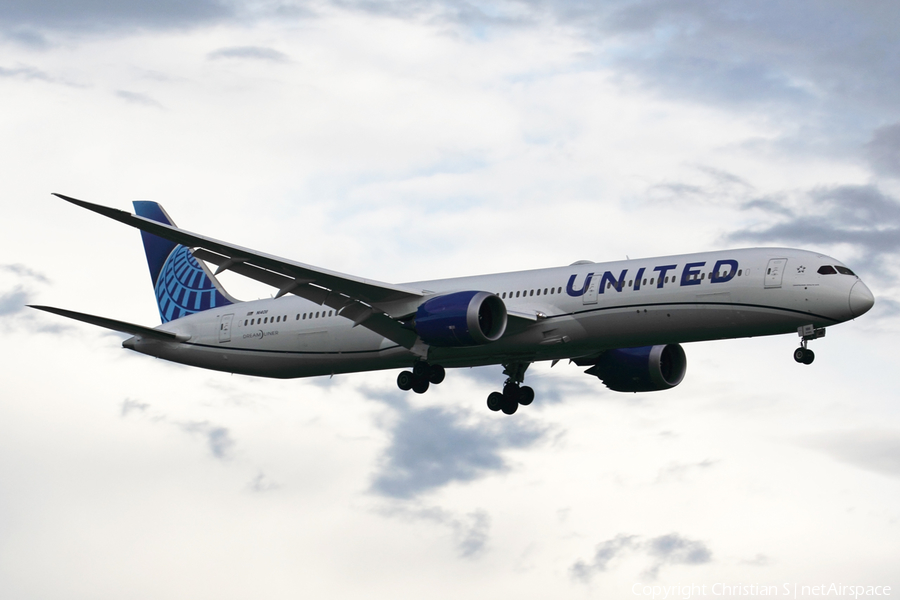 United Airlines Boeing 787-10 Dreamliner (N14011) | Photo 389621