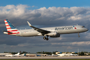 American Airlines Airbus A321-231 (N140AN) at  Miami - International, United States