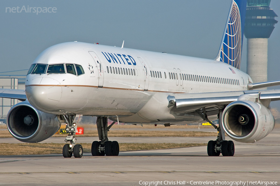 Continental Airlines Boeing 757-224 (N14102) | Photo 21914