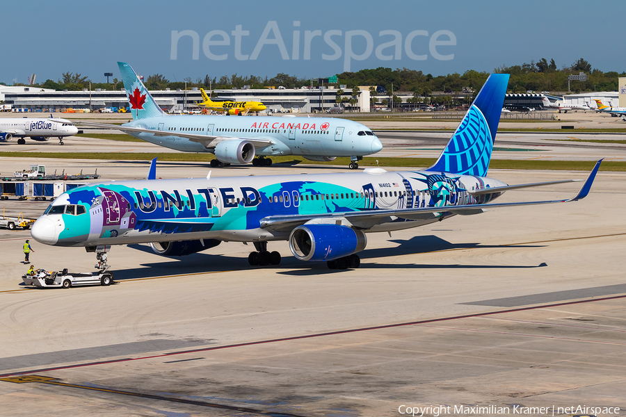 United Airlines Boeing 757-224 (N14102) | Photo 603377