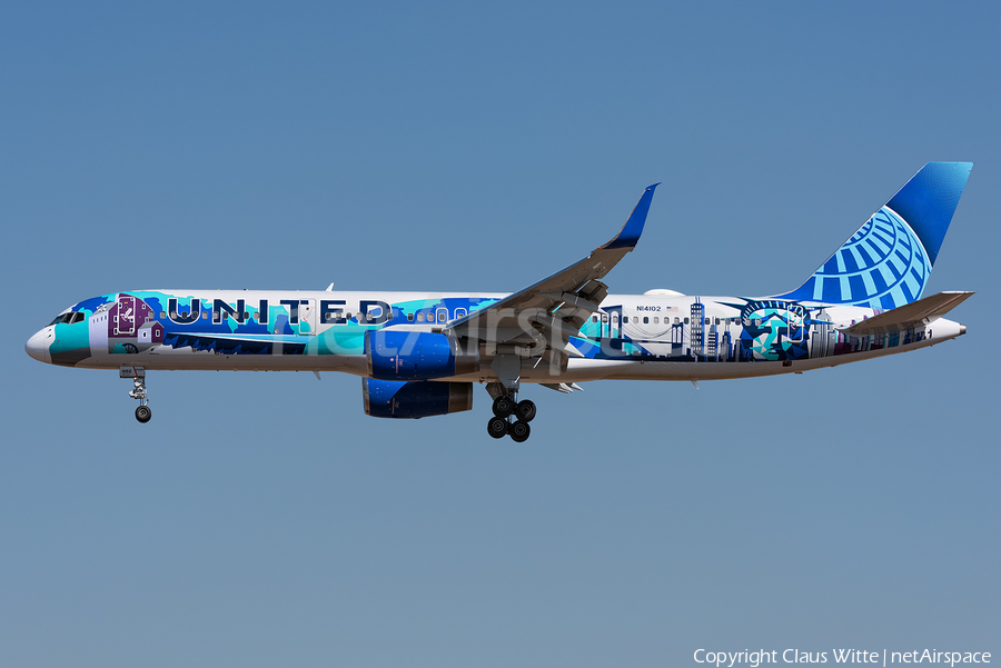 United Airlines Boeing 757-224 (N14102) | Photo 351842