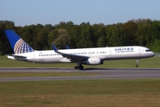 United Airlines Boeing 757-224 (N14106) at  Hamburg - Fuhlsbuettel (Helmut Schmidt), Germany