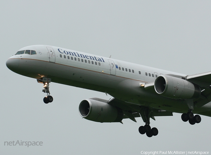 Continental Airlines Boeing 757-224 (N14107) | Photo 38193