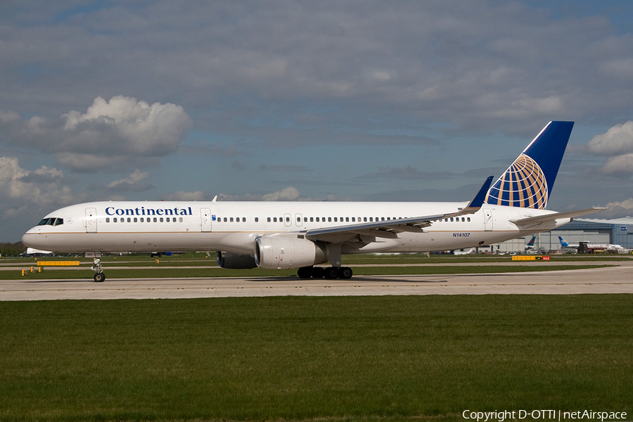 Continental Airlines Boeing 757-224 (N14107) | Photo 256687