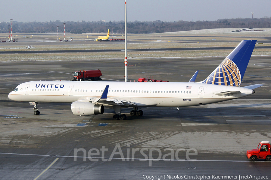 United Airlines Boeing 757-224 (N14107) | Photo 2979