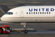United Airlines Boeing 757-224 (N14107) at  Hamburg - Fuhlsbuettel (Helmut Schmidt), Germany