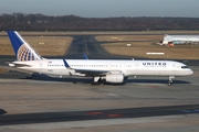 United Airlines Boeing 757-224 (N14107) at  Hamburg - Fuhlsbuettel (Helmut Schmidt), Germany