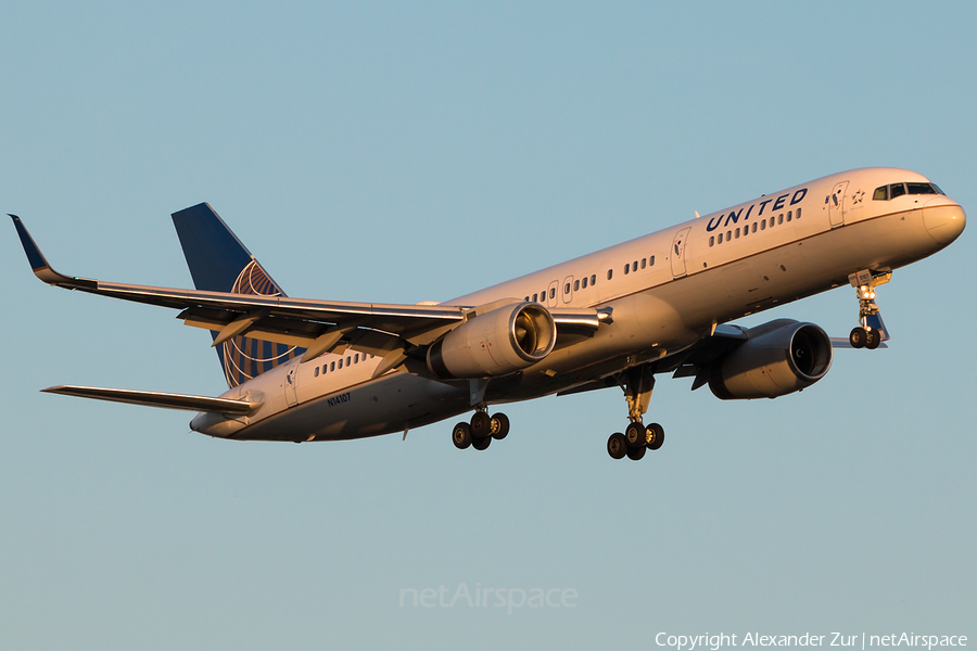 United Airlines Boeing 757-224 (N14107) | Photo 345388