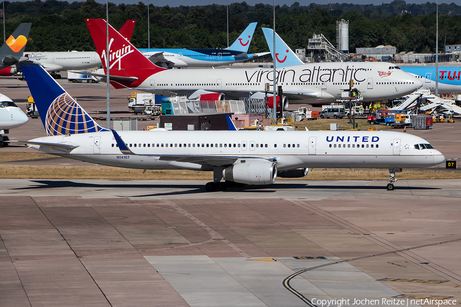 United Airlines Boeing 757-224 (N14107) | Photo 250979