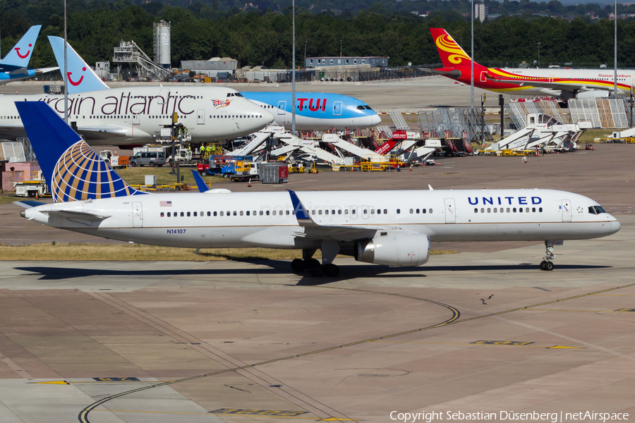 United Airlines Boeing 757-224 (N14107) | Photo 257280