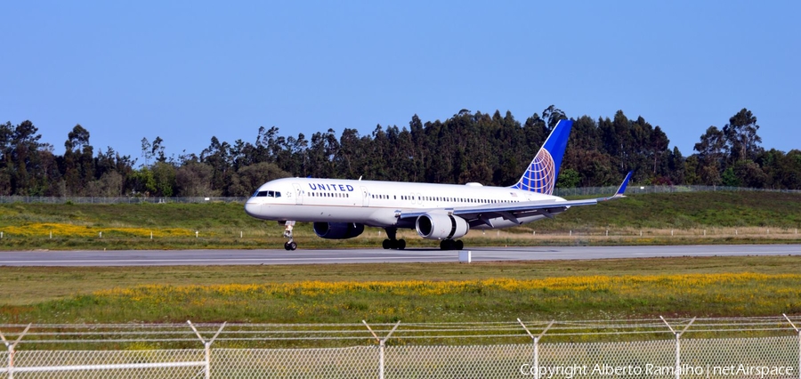 United Airlines Boeing 757-224 (N14107) | Photo 241980