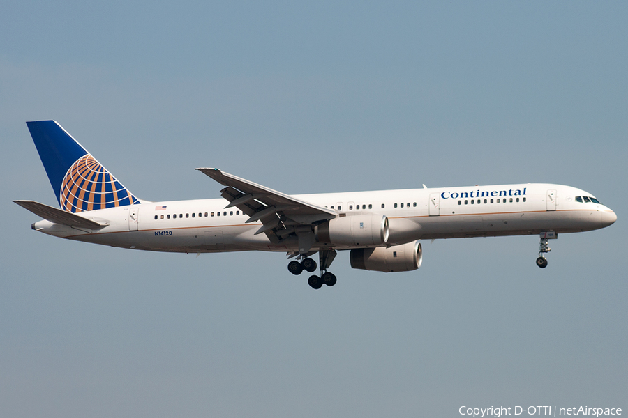 Continental Airlines Boeing 757-224 (N14120) | Photo 176573