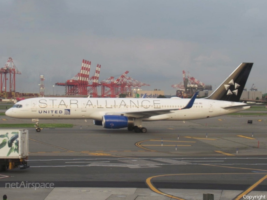 United Airlines Boeing 757-224 (N14120) | Photo 634269