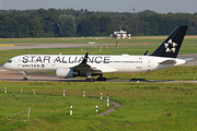 United Airlines Boeing 757-224 (N14120) at  Hamburg - Fuhlsbuettel (Helmut Schmidt), Germany