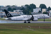 United Airlines Boeing 757-224 (N14120) at  Hamburg - Fuhlsbuettel (Helmut Schmidt), Germany