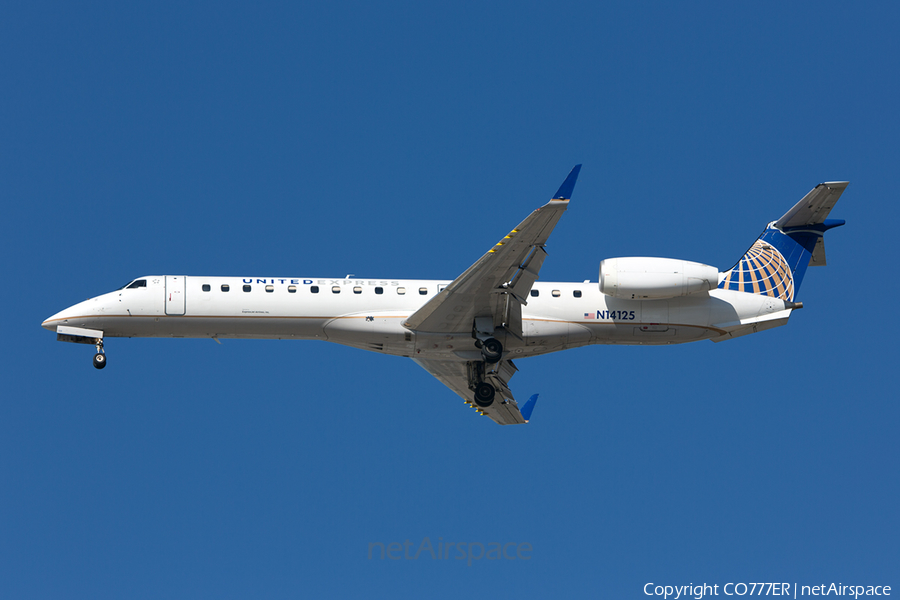 United Express (ExpressJet Airlines) Embraer ERJ-145XR (N14125) | Photo 37275