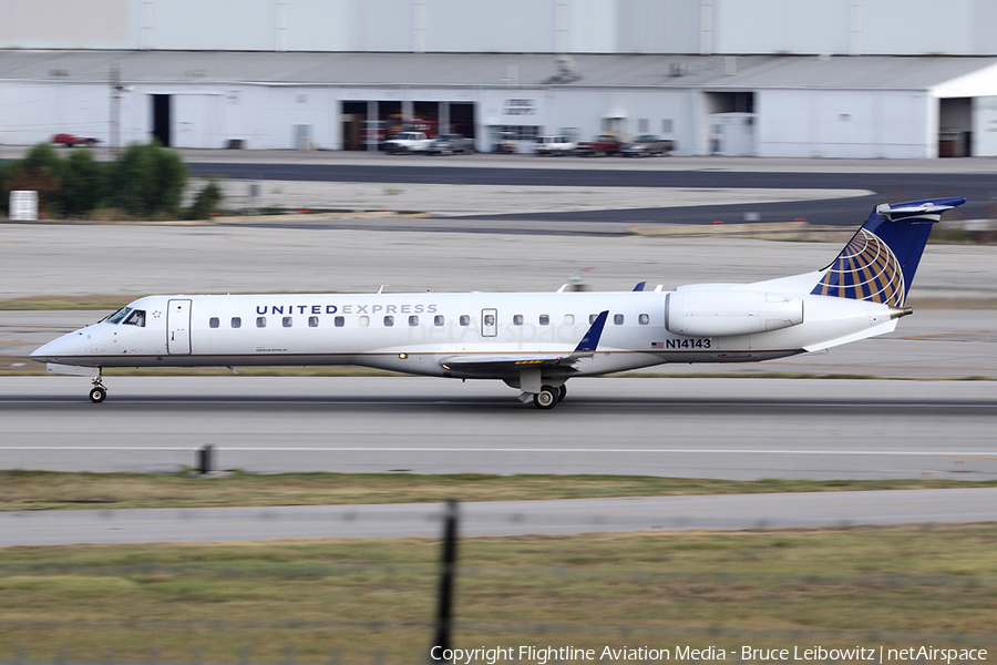 United Express (ExpressJet Airlines) Embraer ERJ-145XR (N14143) | Photo 88383
