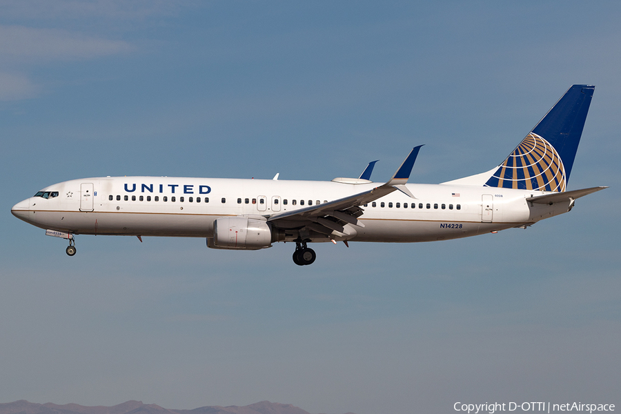 United Airlines Boeing 737-824 (N14228) | Photo 137670