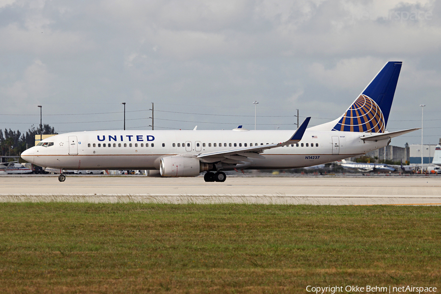 United Airlines Boeing 737-824 (N14237) | Photo 36625