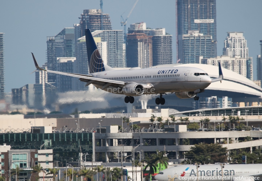 United Airlines Boeing 737-824 (N14240) | Photo 362192