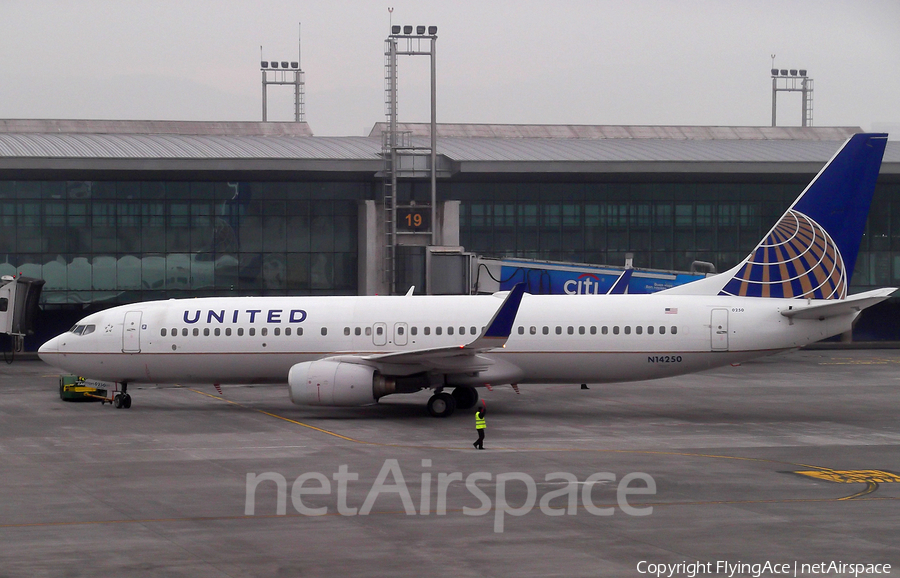 United Airlines Boeing 737-824 (N14250) | Photo 42516