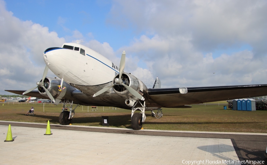 (Private) Douglas DC-3A-227A (N143D) | Photo 567151