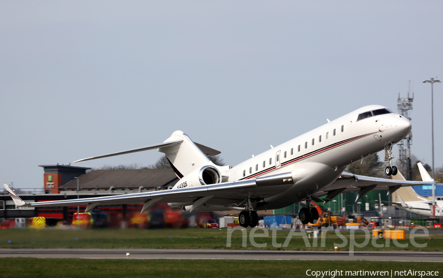 NetJets Bombardier BD-700-1A10 Global 6000 (N143QS) | Photo 306077