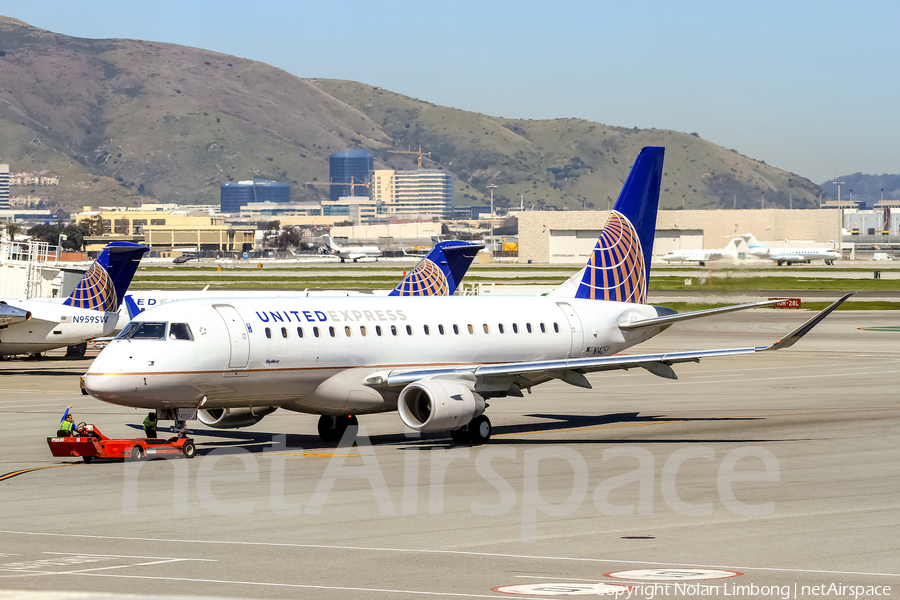 United Express (SkyWest Airlines) Embraer ERJ-175LR (ERJ-170-200LR) (N145SY) | Photo 427767