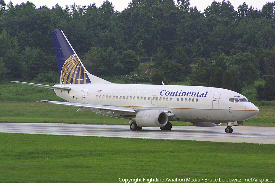 Continental Airlines Boeing 737-524 (N14639) | Photo 185865