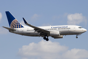 Continental Airlines Boeing 737-724 (N14735) at  Newark - Liberty International, United States