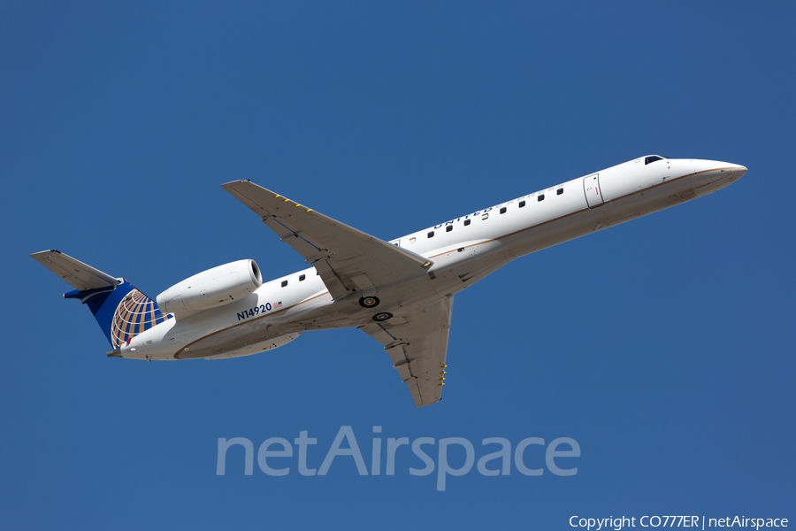 United Express (ExpressJet Airlines) Embraer ERJ-145LR (N14920) | Photo 43214