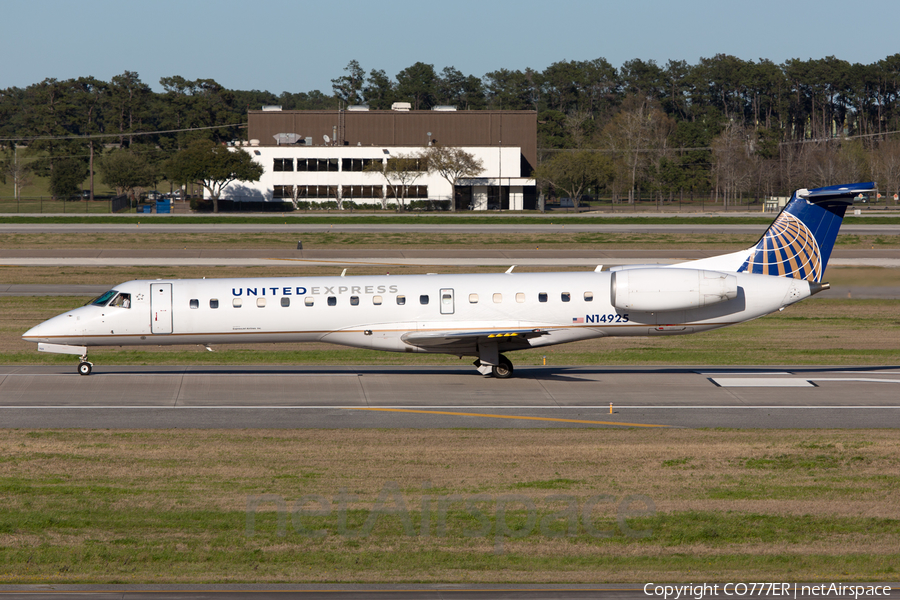 United Express (ExpressJet Airlines) Embraer ERJ-145EP (N14925) | Photo 42861