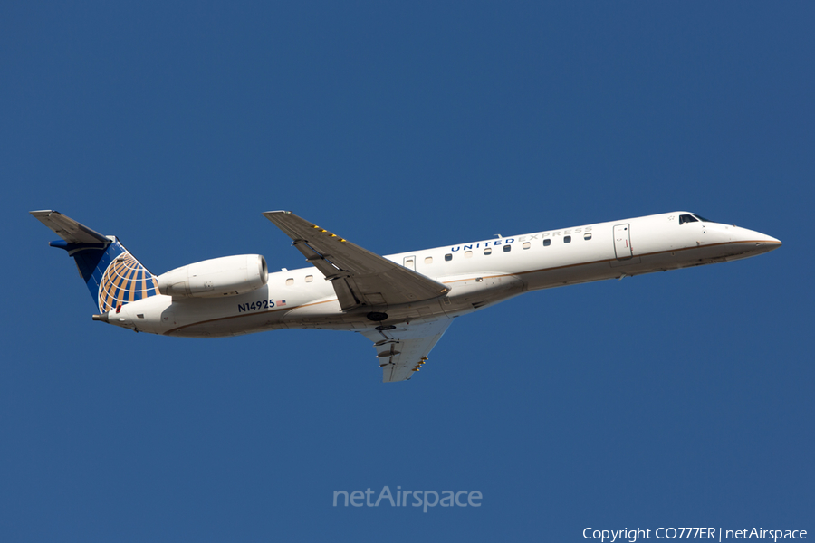 United Express (ExpressJet Airlines) Embraer ERJ-145EP (N14925) | Photo 57095