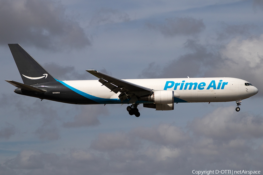 Amazon Prime Air (Atlas Air) Boeing 767-328(ER)(BCF) (N1499A) | Photo 613324