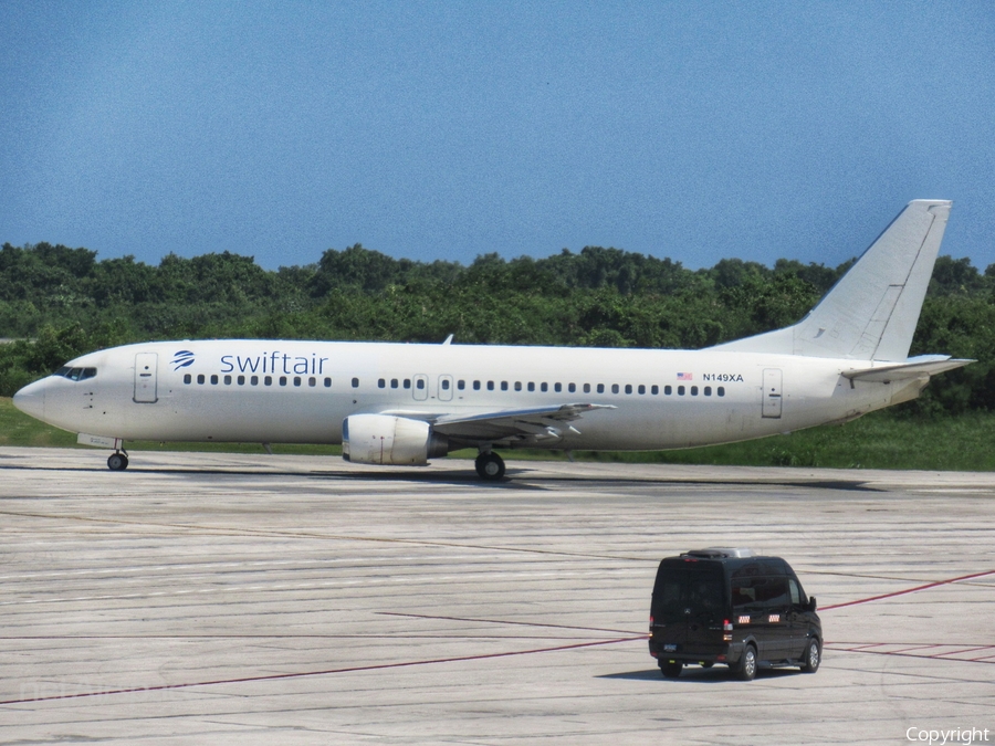 Swift Air Boeing 737-484 (N149XA) | Photo 352522