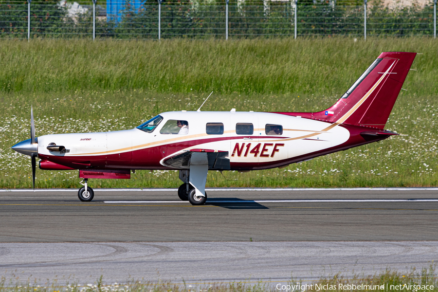 (Private) Piper PA-46-350P Malibu Mirage - JetPROP DLX (N14EF) | Photo 451938