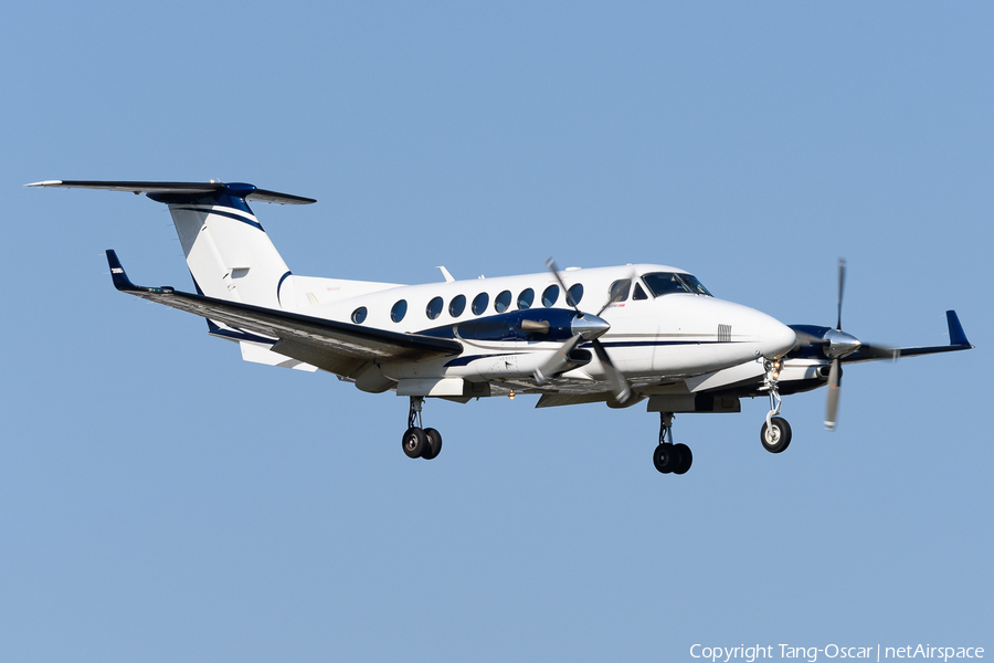 (Private) Beech King Air 350 (N150RF) | Photo 564323