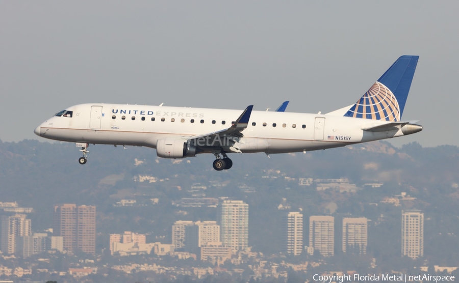 United Express (SkyWest Airlines) Embraer ERJ-175LR (ERJ-170-200LR) (N151SY) | Photo 660221