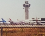 Hawaiian Airlines McDonnell Douglas DC-10-10 (N152AA) at  Los Angeles - International, United States