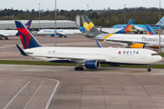 Delta Air Lines Boeing 767-3P6(ER) (N152DL) at  Manchester - International (Ringway), United Kingdom