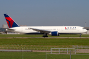 Delta Air Lines Boeing 767-3P6(ER) (N153DL) at  Stuttgart, Germany