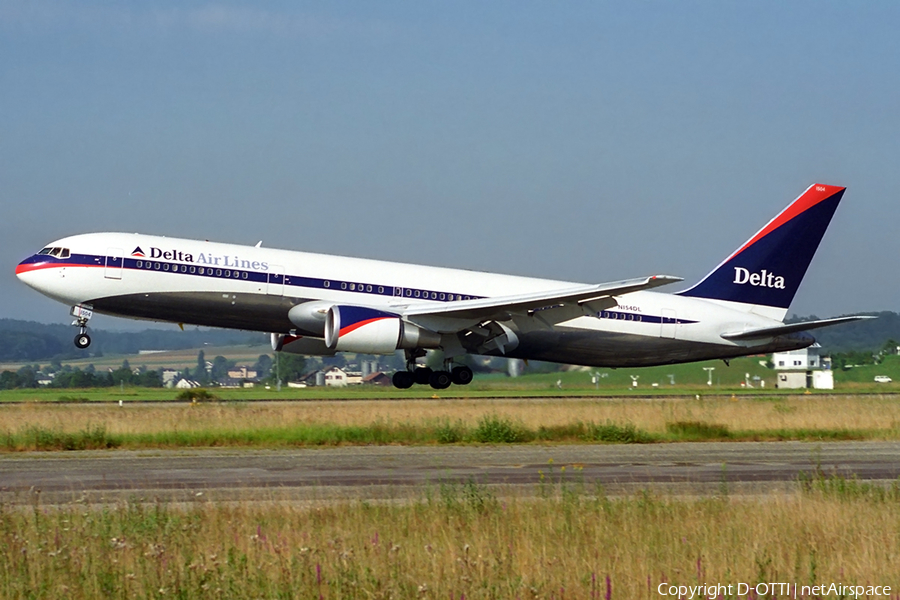 Delta Air Lines Boeing 767-3P6(ER) (N154DL) | Photo 265739