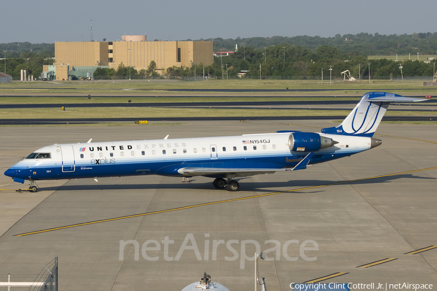 United Express (GoJet Airlines) Bombardier CRJ-702 (N154GJ) | Photo 40189