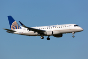United Express (SkyWest Airlines) Embraer ERJ-175LR (ERJ-170-200LR) (N154SY) at  Dallas/Ft. Worth - International, United States
