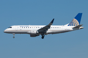 United Express (SkyWest Airlines) Embraer ERJ-175LR (ERJ-170-200LR) (N154SY) at  Los Angeles - International, United States