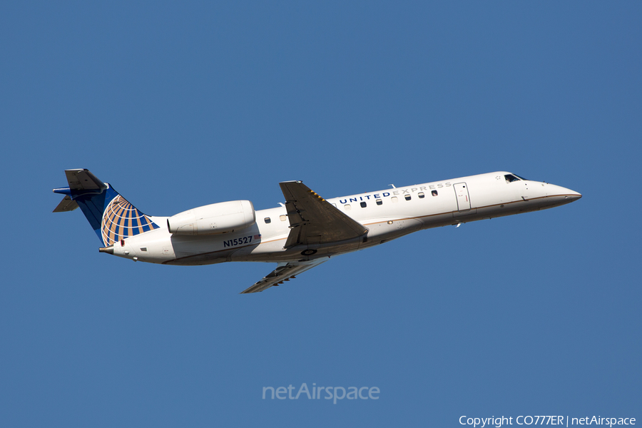 United Express (ExpressJet Airlines) Embraer ERJ-135LR (N15527) | Photo 107796