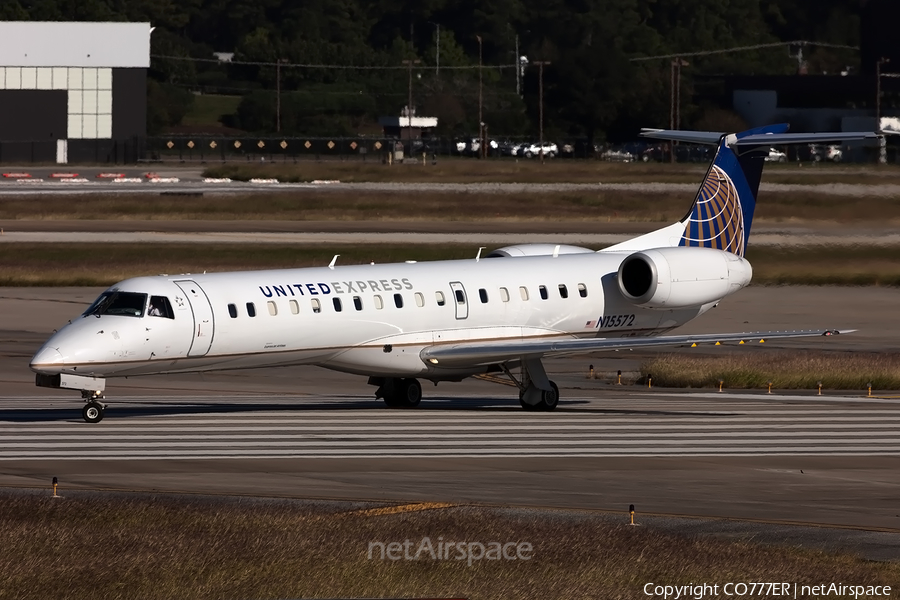 United Express (ExpressJet Airlines) Embraer ERJ-145LR (N15572) | Photo 289611