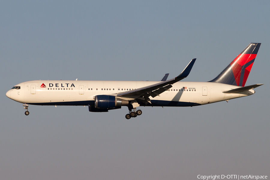 Delta Air Lines Boeing 767-3P6(ER) (N155DL) | Photo 507778