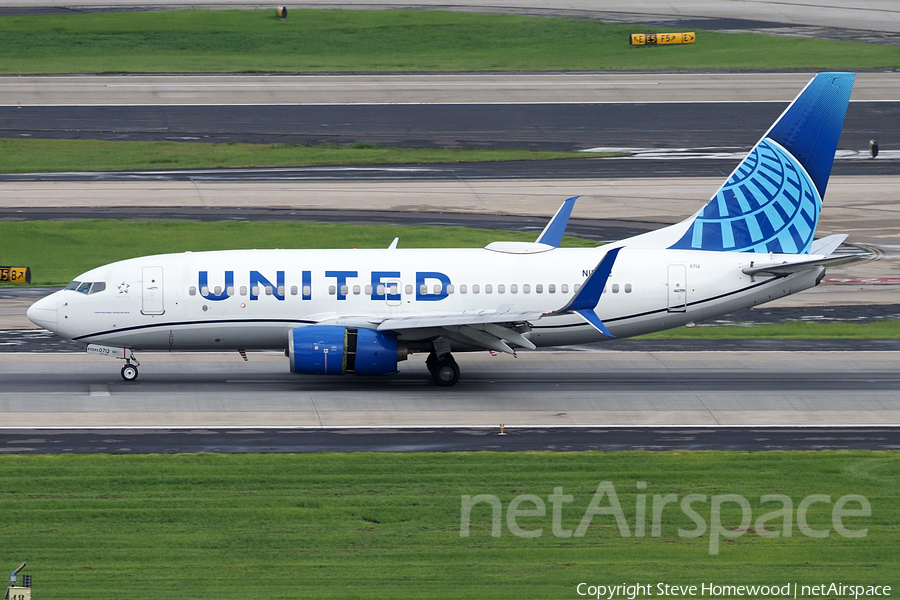 United Airlines Boeing 737-724 (N15712) | Photo 679087